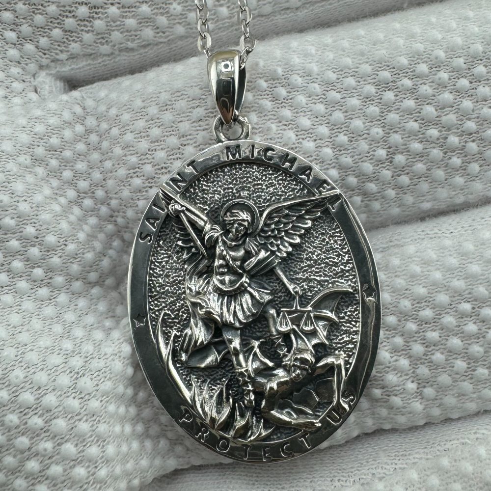 Saint Archangel Michael Pendant Silver 925 w/o Chain Oval Saint Archangel Michael Pendant Silver 925 w/o Chain Oval